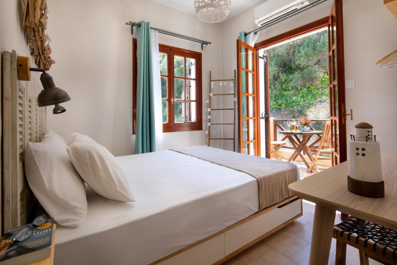 Avra Apartments Kalivai Exteriör bild