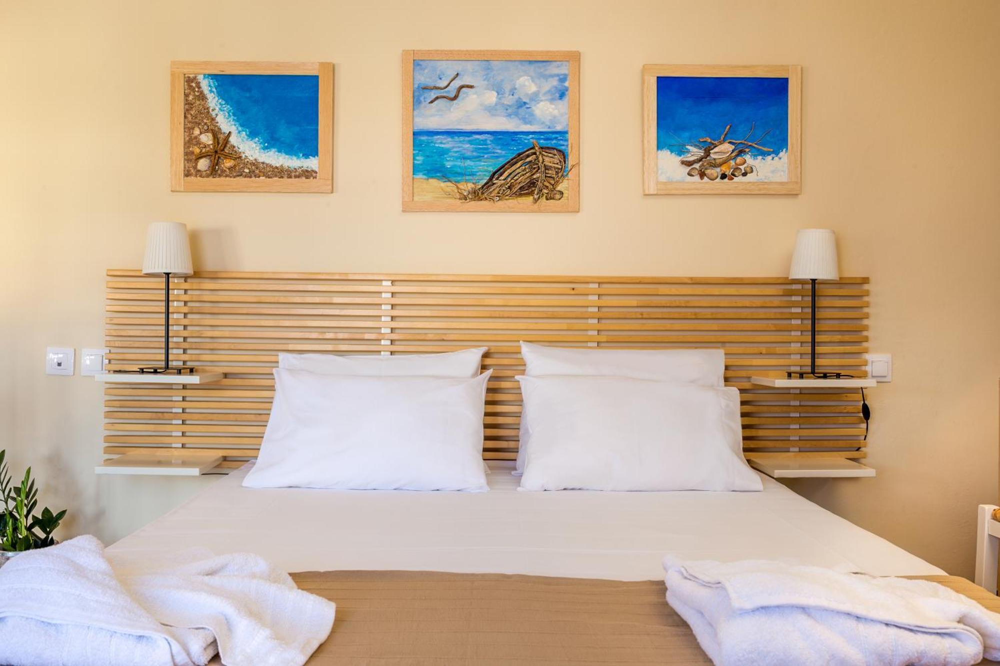 Avra Apartments Kalivai Rum bild